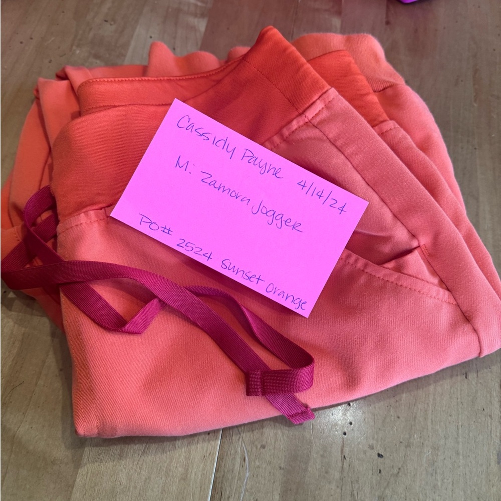 Medium figs orange sunset joggers